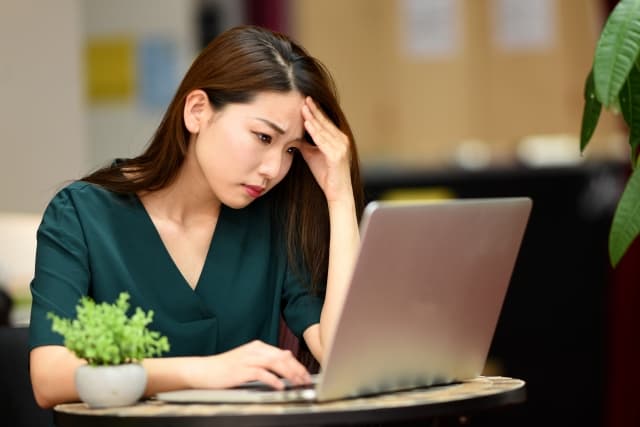 そもそもなぜ、多くの中小企業経営者はいつもこんなに忙しいのか？init Works株式会社はこの問いから始めます。